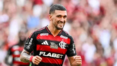 Flamengo mostrou o tamanho do trabalho que Dorival J&uacute;nior vai ter no Corinthians