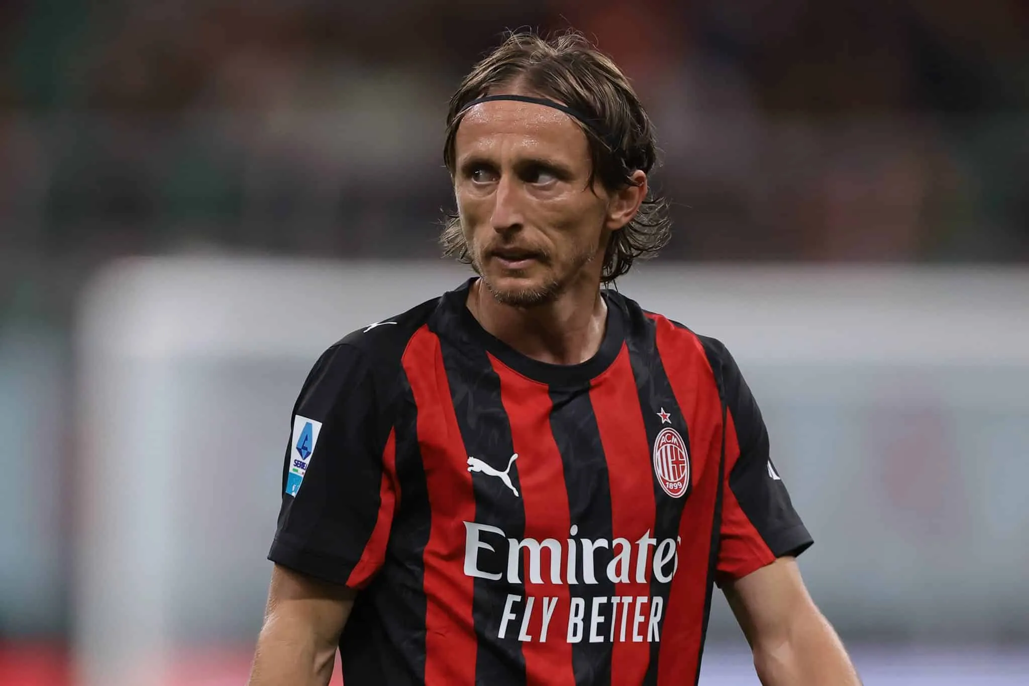 &lsquo;Milan &eacute; um time terr&iacute;vel&rsquo;: Ex-t&eacute;cnico multicampe&atilde;o poupa Modric e detona elenco