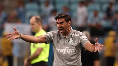 O 2023 do Palmeiras ruiu do nada, mas existem muitas explica&ccedil;&otilde;es &mdash; listamos 10 delas
