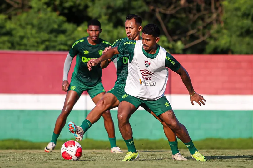 Lima e John Kennedy ser&atilde;o os substitutos de Ganso e Cano no Fluminense - Foto: MARCELO GON&Ccedil;ALVES / FLUMINENSE F.C.