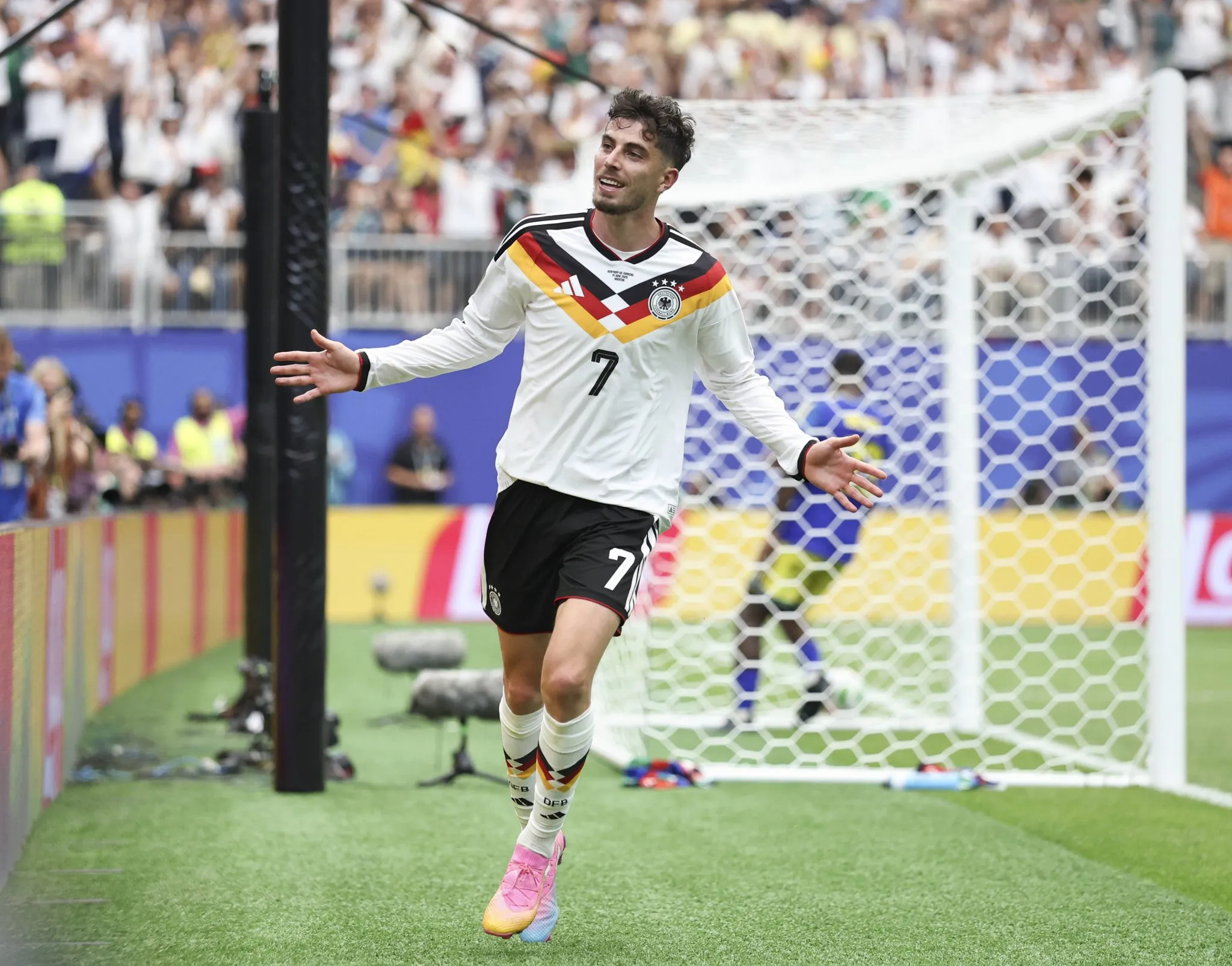 Havertz comemora gol da Alemanha