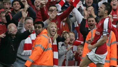 O amor de F&agrave;bregas pelo Arsenal parece n&atilde;o ter limites