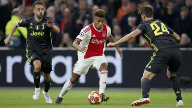 Amsterd&atilde; brindou a Champions com outro joga&ccedil;o, entre o &iacute;mpeto do Ajax e a impetuosidade de Ronaldo