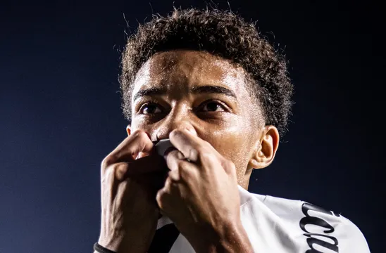 Os cuidados e a expectativa interna do Santos com o desenvolvimento de Robinho Jr.