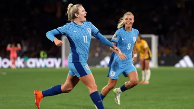 Copa Feminina: com show de Lauren Hemp, Inglaterra bate a Austr&aacute;lia e vai &agrave; final