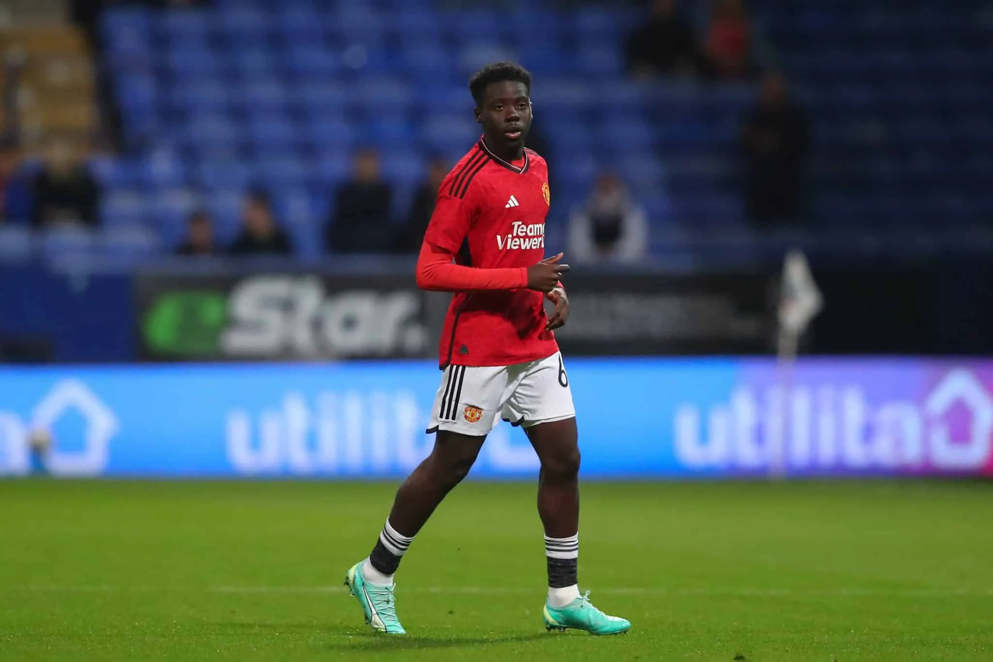 Manchester United vai apelar &agrave; base ap&oacute;s les&atilde;o de H&oslash;jlund