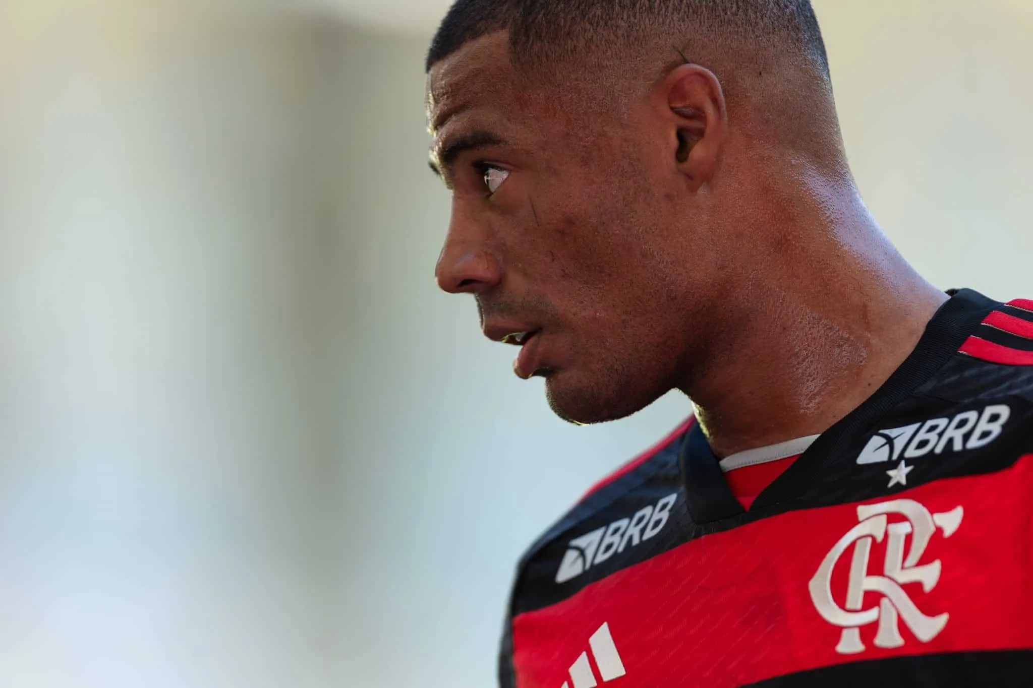 A estrat&eacute;gia do Flamengo para acabar com as les&otilde;es de De La Cruz