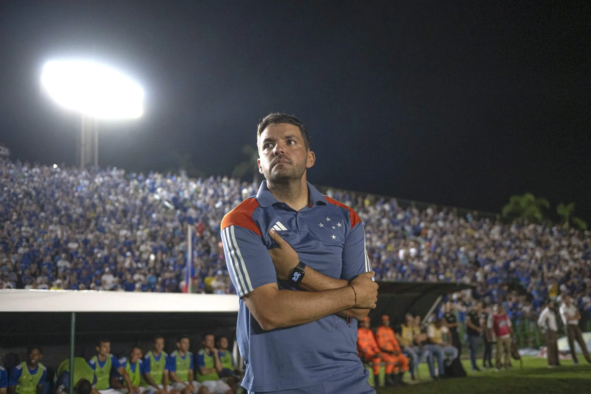 Nico Larcam&oacute;n puxa orelha de jogadores e projeta Cruzeiro do jogo de volta
