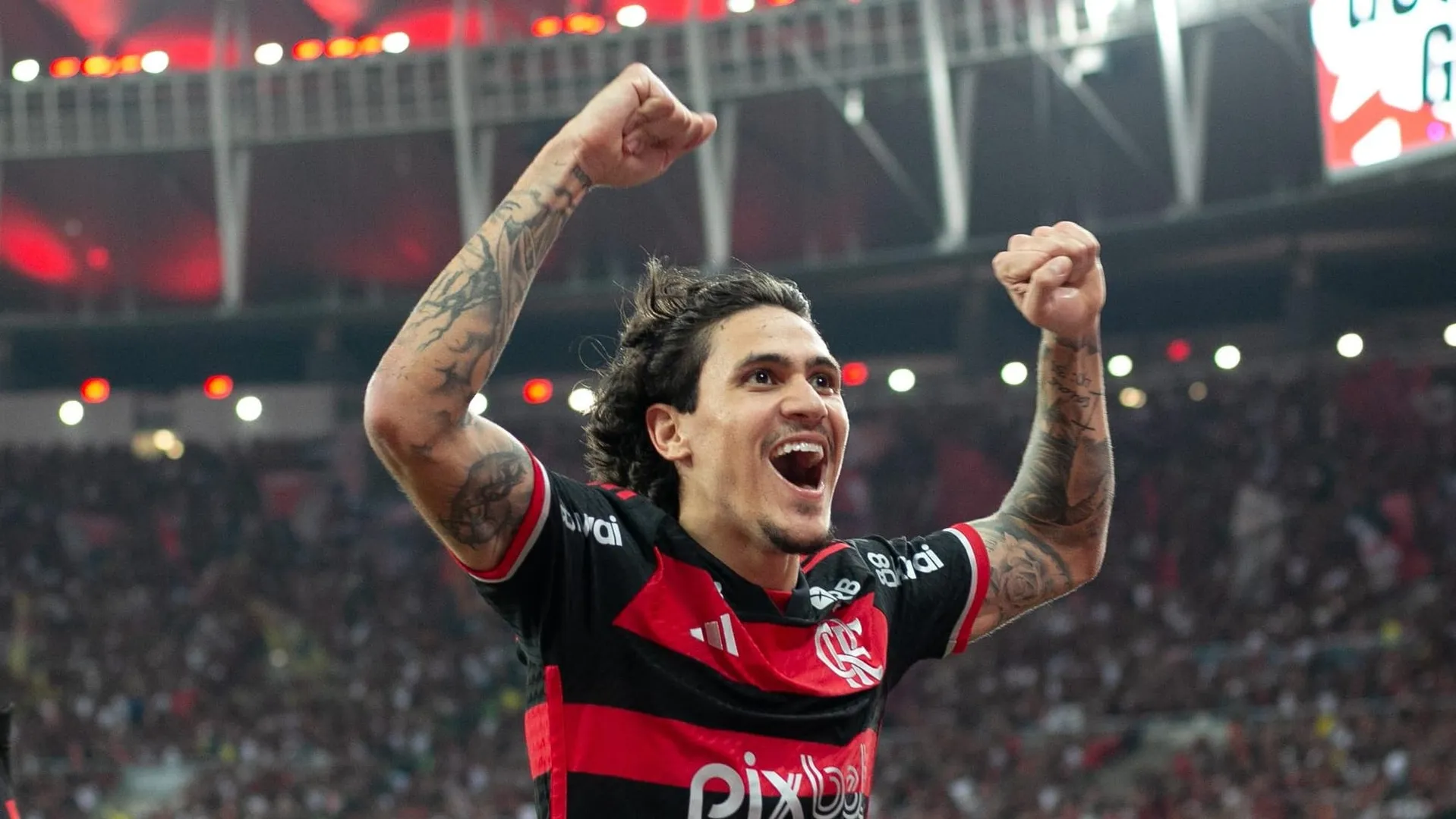 Pedro comemora gol na vit&oacute;ria do Flamengo sobre o Palmeiras