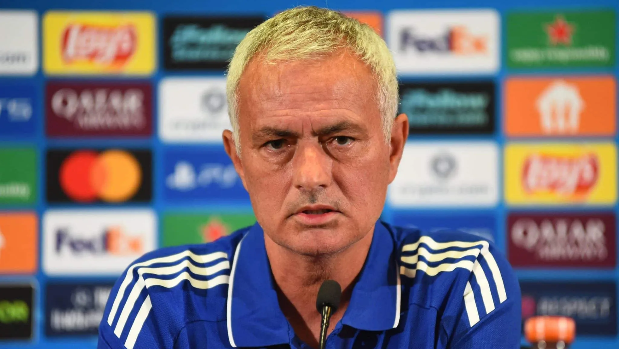 &lsquo;Um p&eacute; &agrave; frente, outro atr&aacute;s&rsquo;: Mourinho reclama de bagun&ccedil;a da Sele&ccedil;&atilde;o antes de Ancelotti