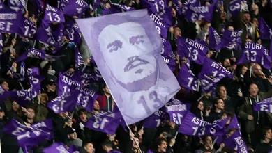 Um ano ap&oacute;s a morte de Astori, a Fiorentina fez uma tocante homenagem ao eterno capit&atilde;o