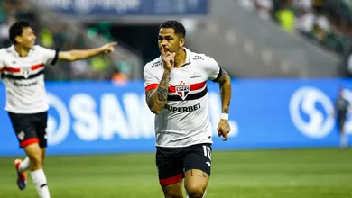 Acredite se quiser: Luciano foi expulso pela primeira vez com a camisa do S&atilde;o Paulo