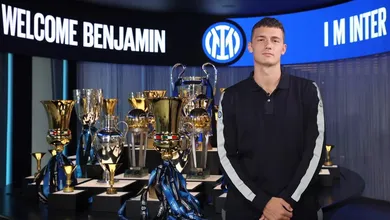 Pavard assina com a Inter como refor&ccedil;o mais qualificado num mercado t&atilde;o recheado