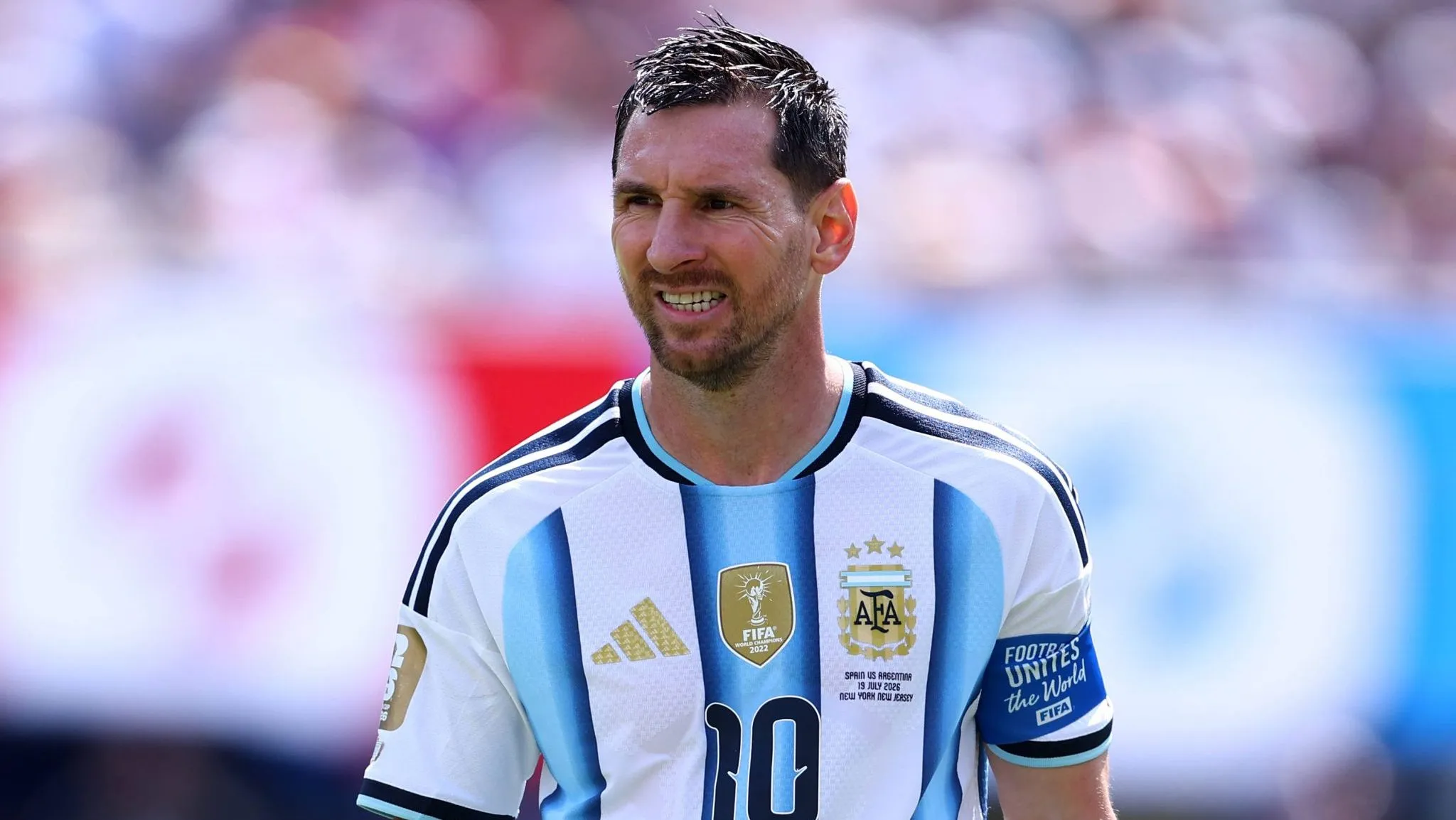 &Aacute;rbitro de Espanha x Argentina absolve Messi por maior pol&ecirc;mica da final da Copa do Mundo