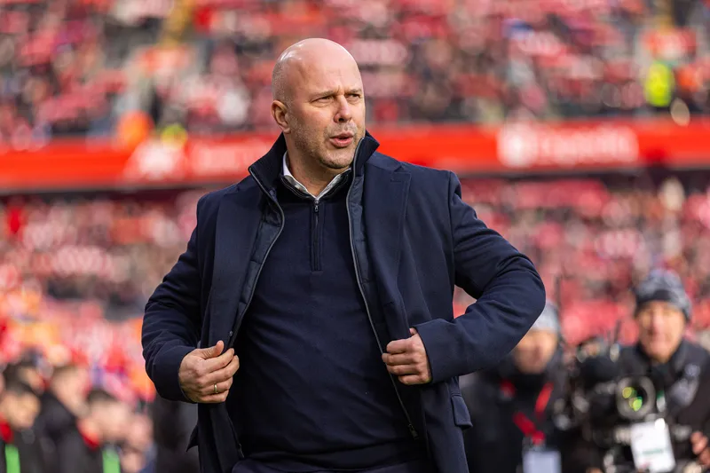 Arne Slot, t&eacute;cnico do Liverpool
