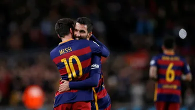 Em d&eacute;rbi de confus&otilde;es e show de Messi, o Bar&ccedil;a goleou e finalmente estreou seus refor&ccedil;os