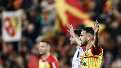 Marseille trope&ccedil;a em Lorient e enxerga Lens se credenciar como concorrente do PSG &ndash; a rodada 30 da Ligue 1