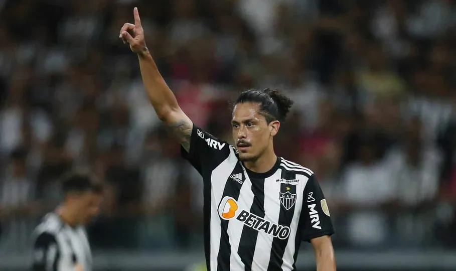 Maur&iacute;cio Lemos em a&ccedil;&atilde;o pelo Atl&eacute;tico-MG