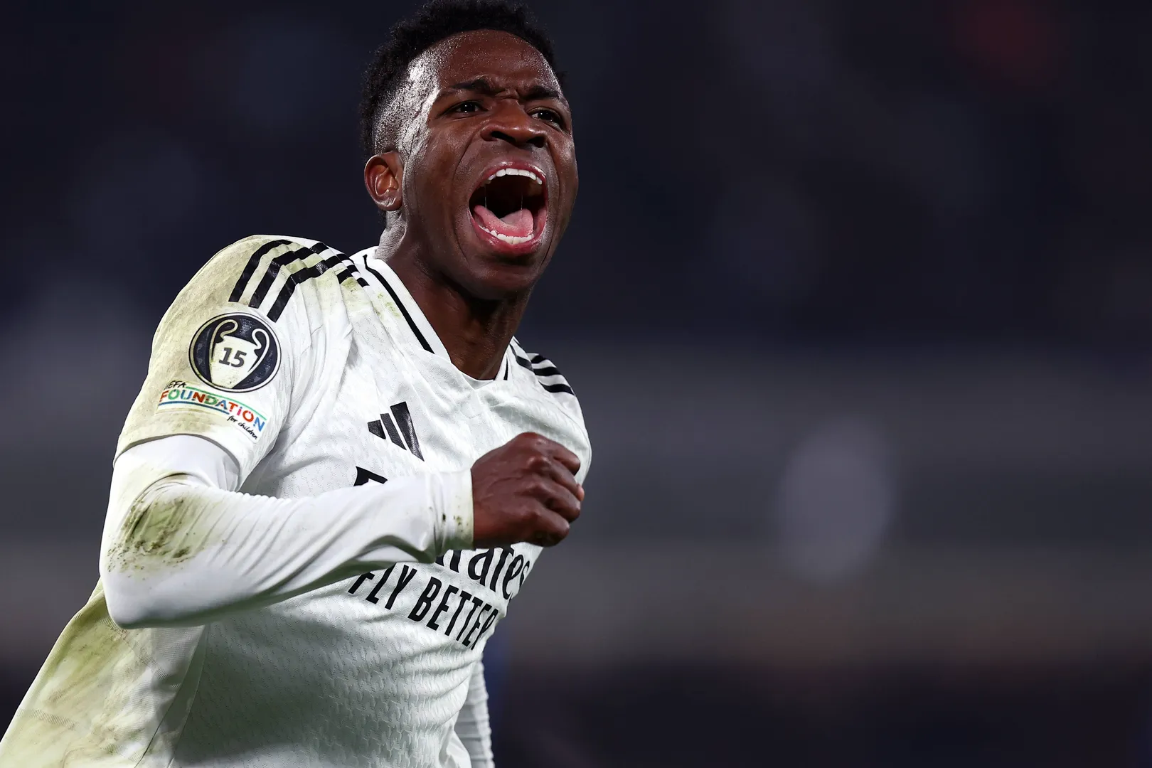 Vinicius J&uacute;nior durante partida do Real Madrid