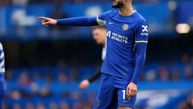 O Chelsea tem uma decis&atilde;o a tomar sobre Broja&hellip; e o atacante alban&ecirc;s tamb&eacute;m