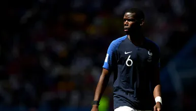 Desesperan&ccedil;a de Pogba mostra que futebol falhou em sua miss&atilde;o de combater o racismo