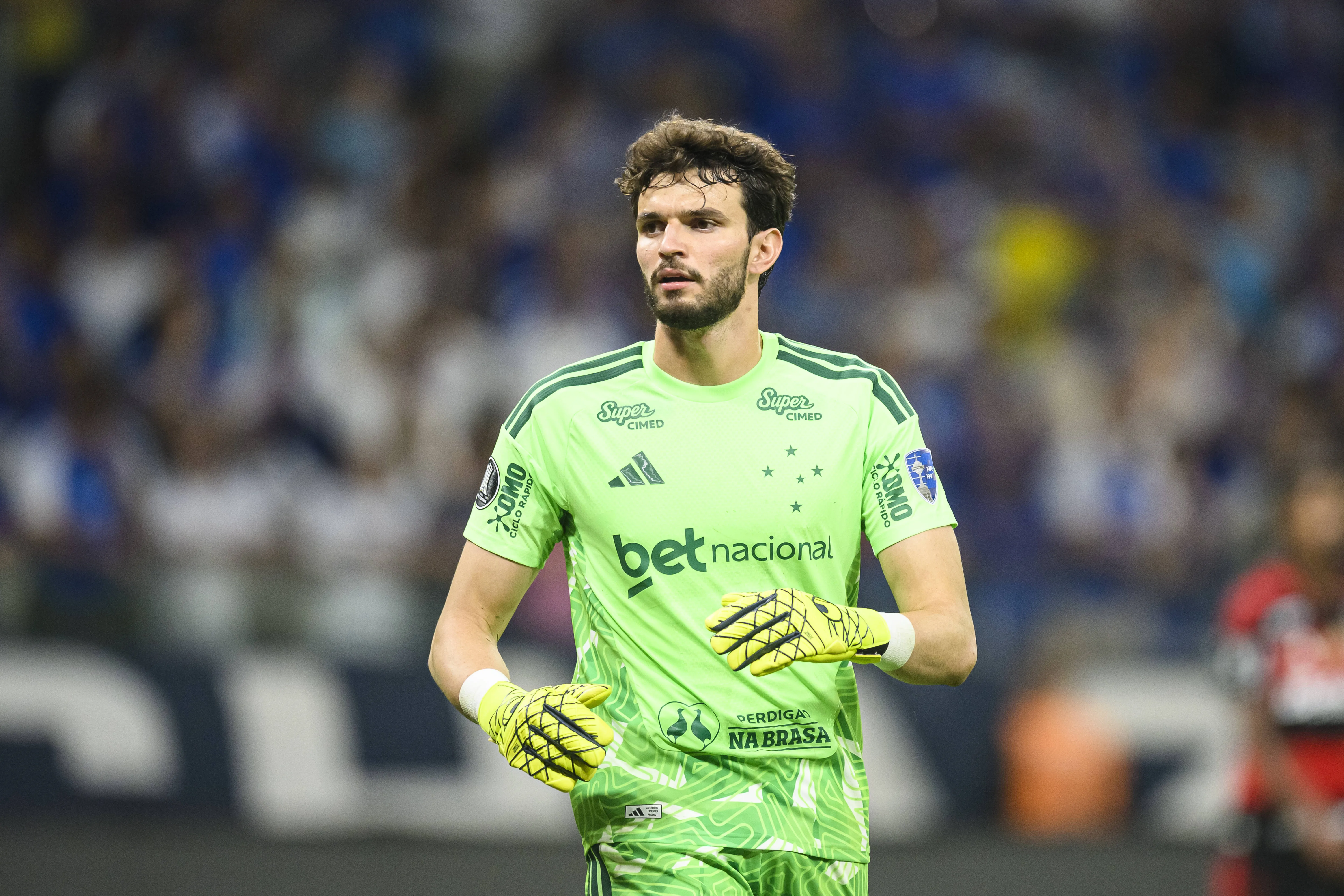 O goleiro Ot&aacute;vio em jogo do Cruzeiro