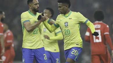 Empate com a Tun&iacute;sia deixa mais d&uacute;vidas do que certezas para Ancelotti na Sele&ccedil;&atilde;o