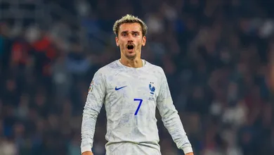 Griezmann aponta gan&acirc;ncia da Uefa ap&oacute;s lance pol&ecirc;mico em Fran&ccedil;a x Gr&eacute;cia n&atilde;o contar com tecnologia