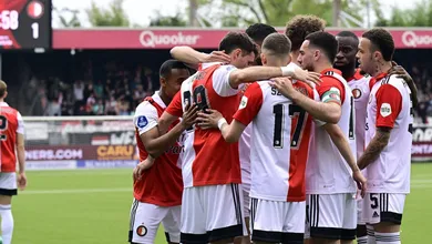 Feyenoord passa pelo Excelsior e j&aacute; sabe quando pode comemorar o t&iacute;tulo: na pr&oacute;xima rodada