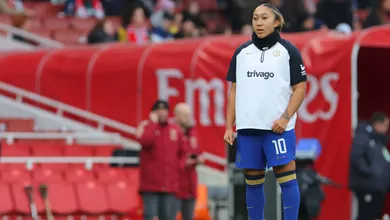 Atacante do Chelsea &eacute; v&iacute;tima de insultos racistas nas redes sociais ap&oacute;s cl&aacute;ssico contra o Arsenal