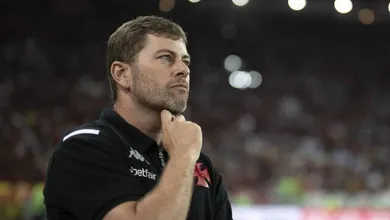 Rafael Paiva lamenta falta de repert&oacute;rio no ataque do Vasco: &lsquo;Precisamos de mais&rsquo;