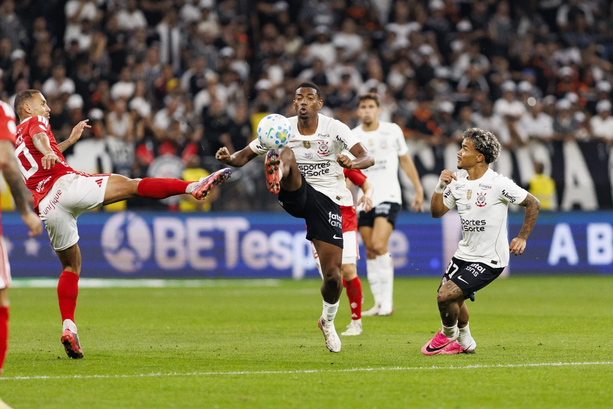 André em confronto entre Corinthians e Internacional, pela Copa do Brasil 