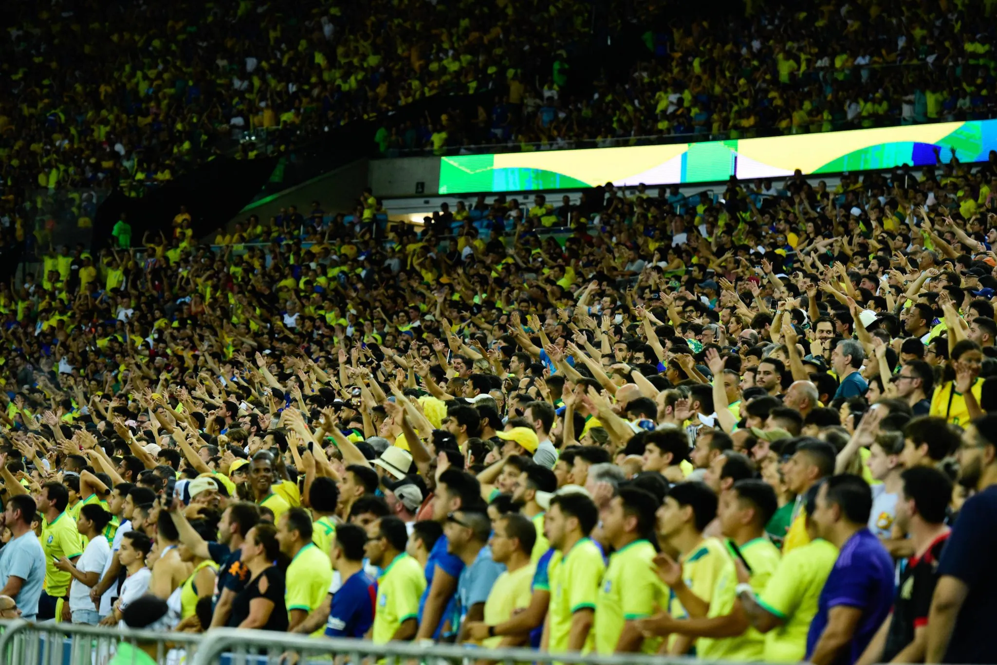 Torcida brasileira em jogo da Sele&ccedil;&atilde;o no Maracan&atilde;