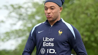 Mbapp&eacute; assina com o Real Madrid, e an&uacute;ncio se torna quest&atilde;o de dias