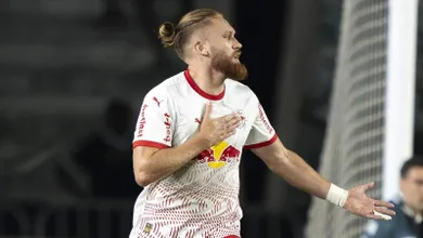 Como o Bragantino freou o Vasco de Diniz e assumiu a lideran&ccedil;a do Brasileir&atilde;o