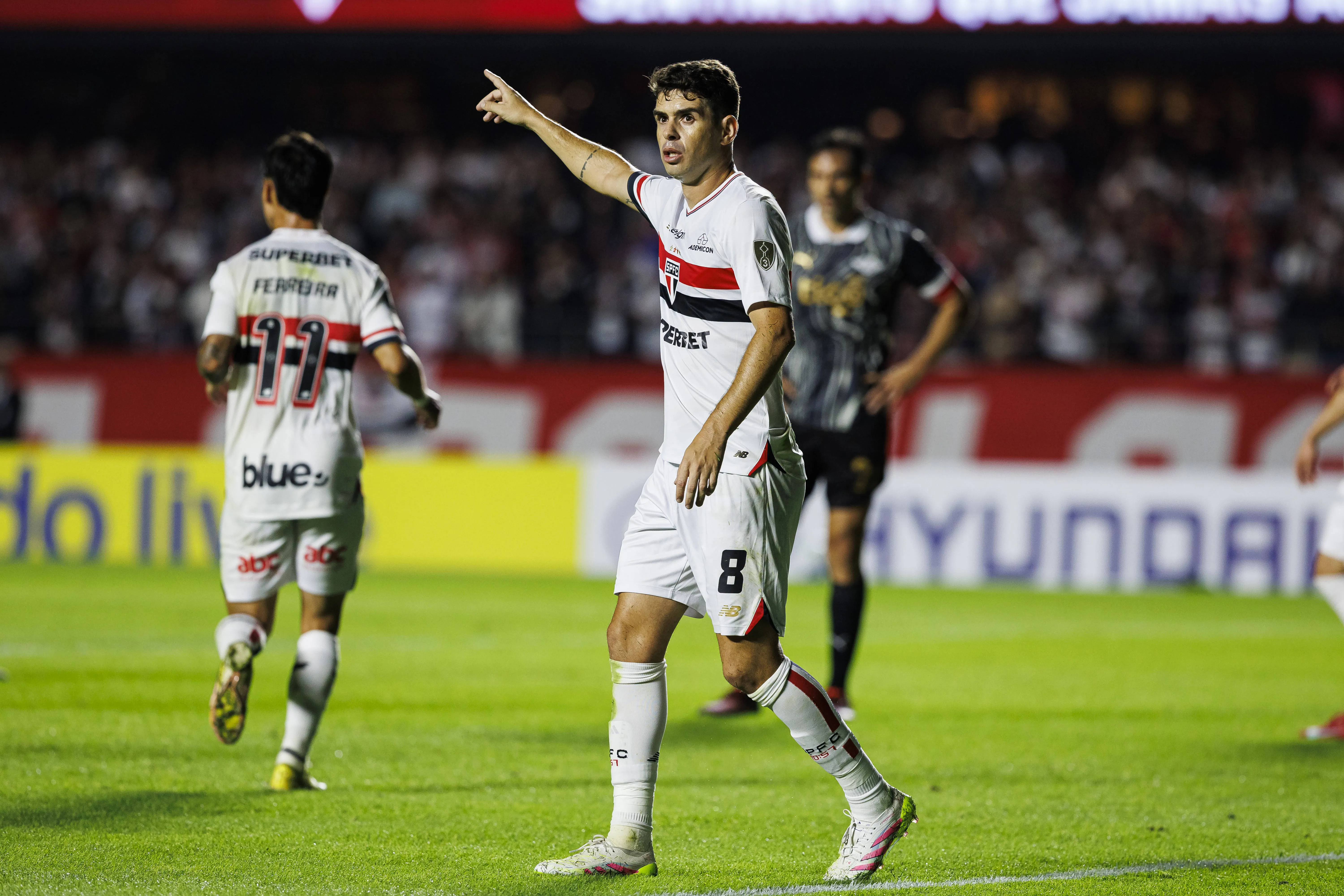 Oscar retornou ao São Paulo aos 34 anos 