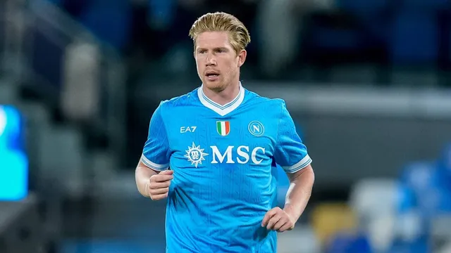 &lsquo;Completamente diferente&rsquo;: De Bruyne exp&otilde;e choque de realidade entre Serie A e Premier League