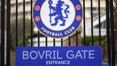Por que hot&eacute;is levantam suspeitas sobre contas do Chelsea?