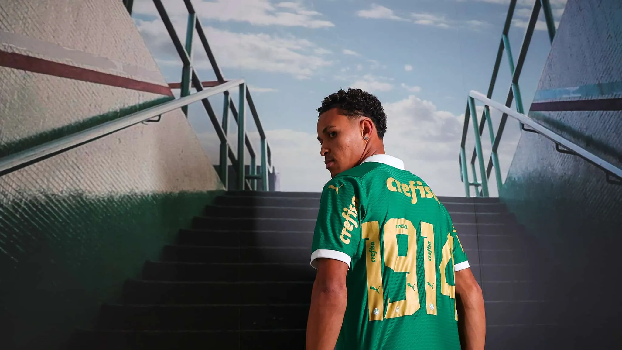 Palmeiras flerta com guinada no mercado, mas segue na filosofia que lhe trouxe mais problemas que solu&ccedil;&otilde;es