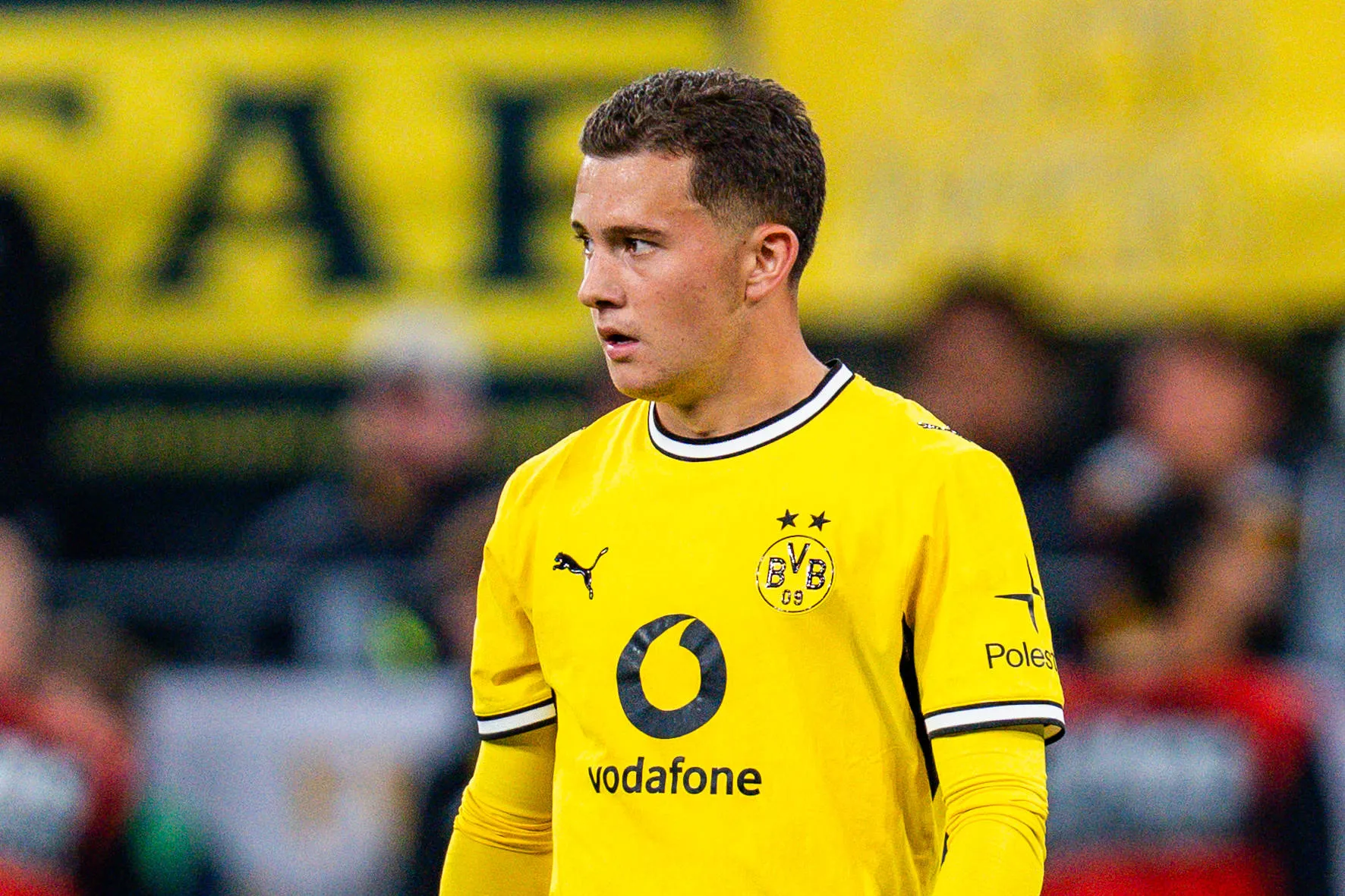 Konstantino Karetsas, do Borussia Dortmund, em ação