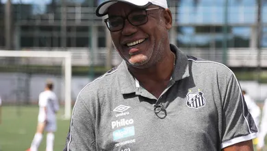 Ex-atacante Serginho Chulapa &eacute; preso em Santos por dever pens&atilde;o aliment&iacute;cia