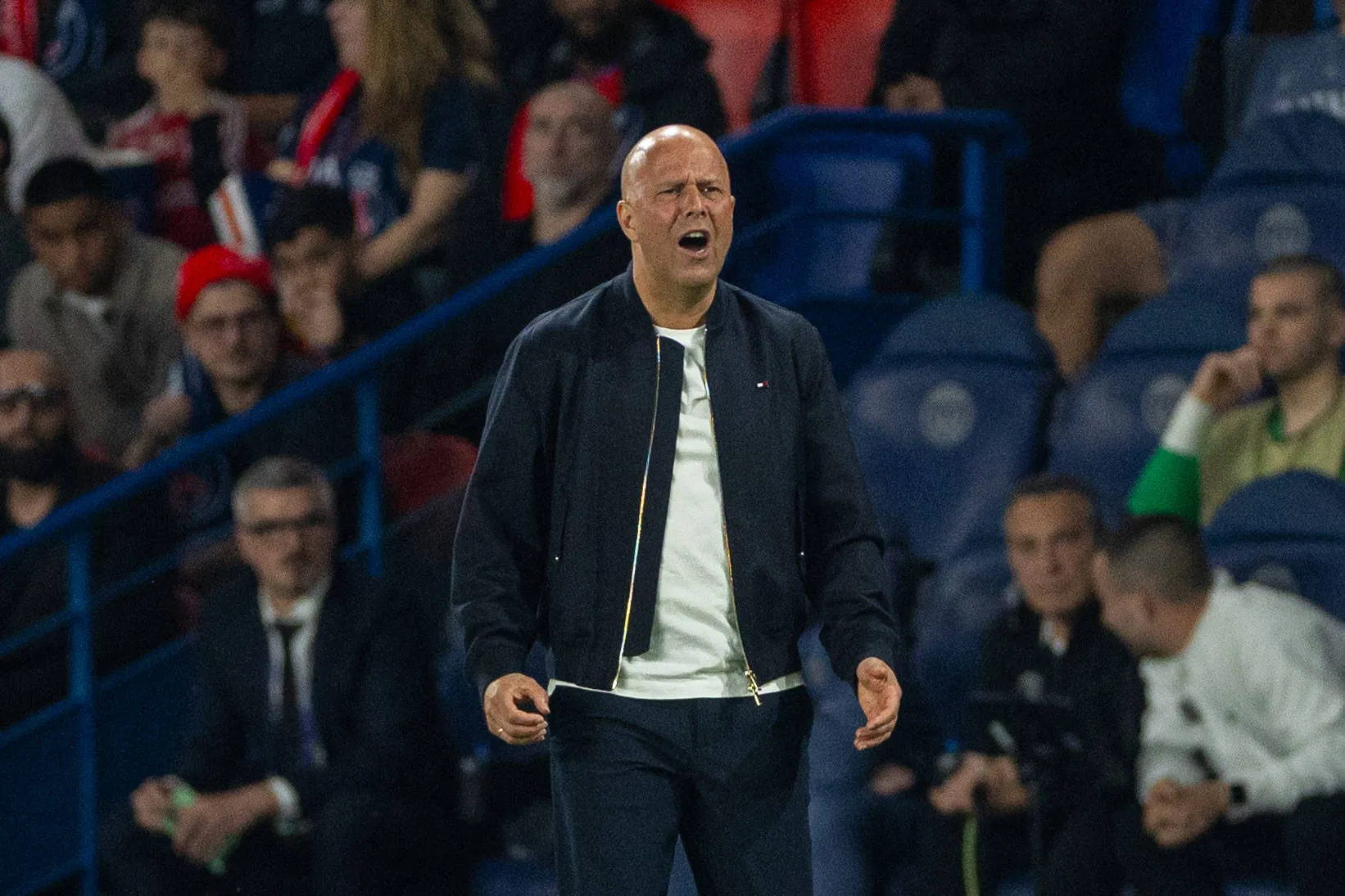 Slot durante PSG x Liverpool