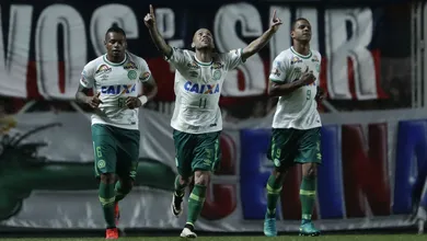 A Chape encarou o San Lorenzo de igual e volta com um excelente empate do Nuevo Gas&oacute;metro