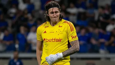 Dor atrapalhou C&aacute;ssio em trope&ccedil;o do Cruzeiro? O pr&oacute;prio goleiro responde