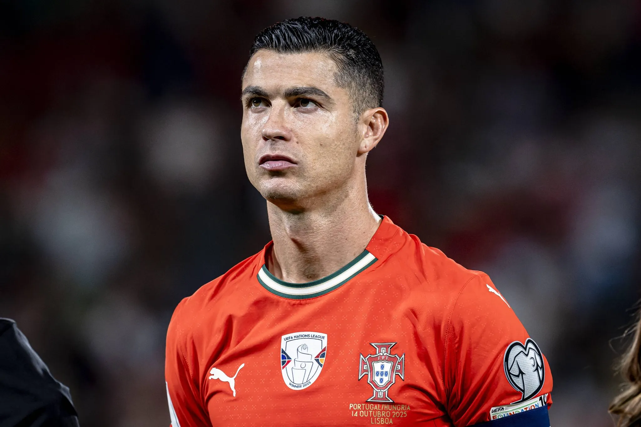 &lsquo;Aus&ecirc;ncia de peso&rsquo;: Escolha de estrelas em arte da Copa do Mundo gera pol&ecirc;mica em Portugal