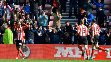Fase anda t&atilde;o ruim que West Ham levou um gol ol&iacute;mpico do Sunderland