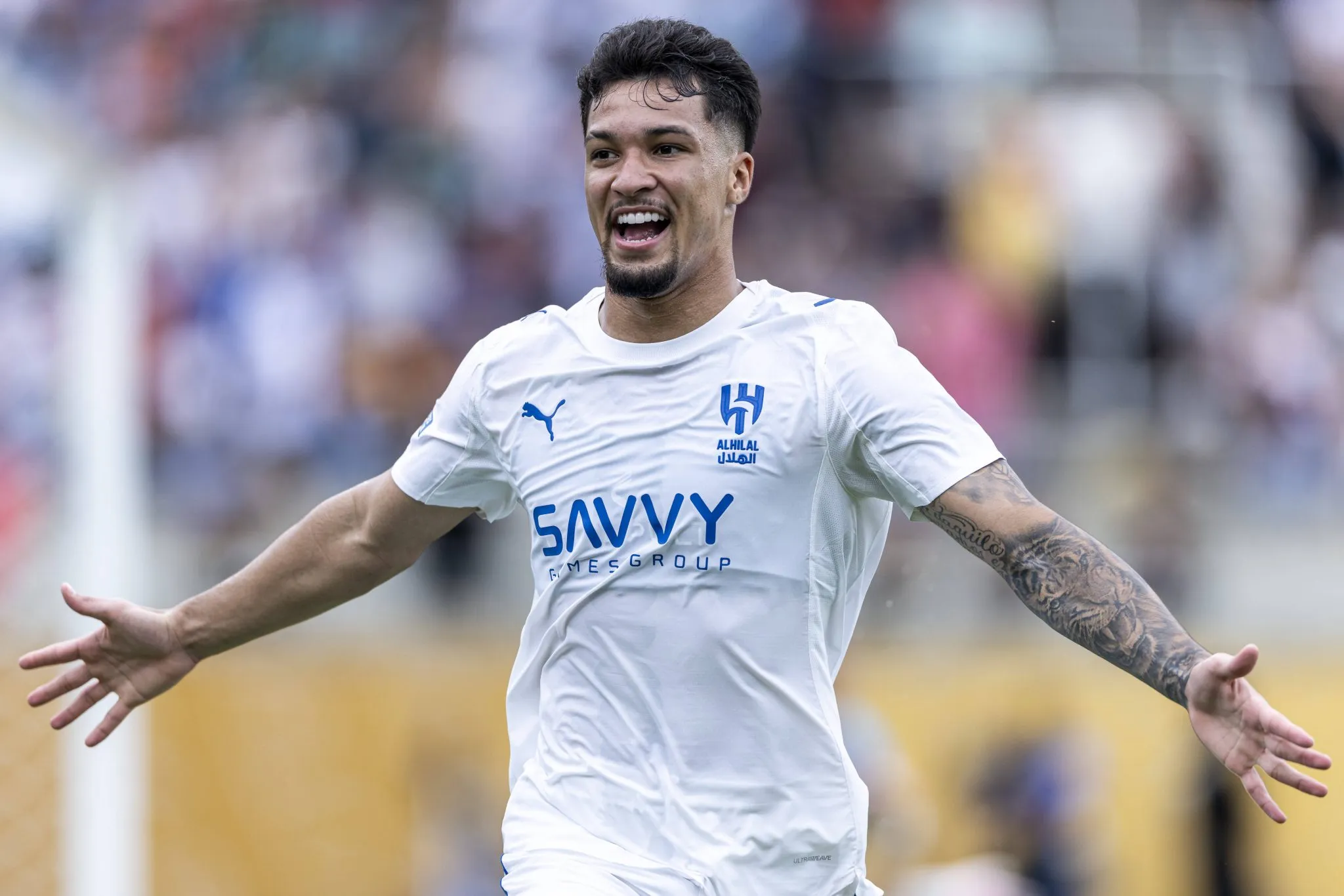Marcos Leonardo celebra gol pelo Al-Hilal