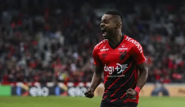 A promessa de craque n&atilde;o vingou, mas Nik&atilde;o &eacute; uma aposta que se paga ao Athletico com grandes momentos