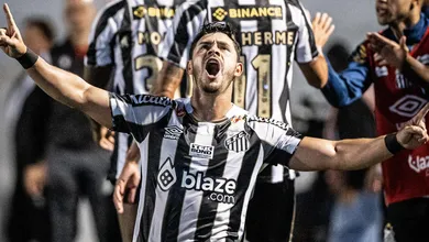 Letal no 1&ordm; tempo, Santos vence a Ponte Preta e volta &agrave; lideran&ccedil;a na S&eacute;rie B