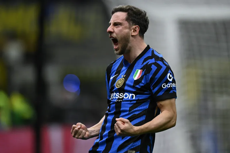 A comemora&ccedil;&atilde;o de Carlos Augusto ap&oacute;s marcar mais um gol pela Inter